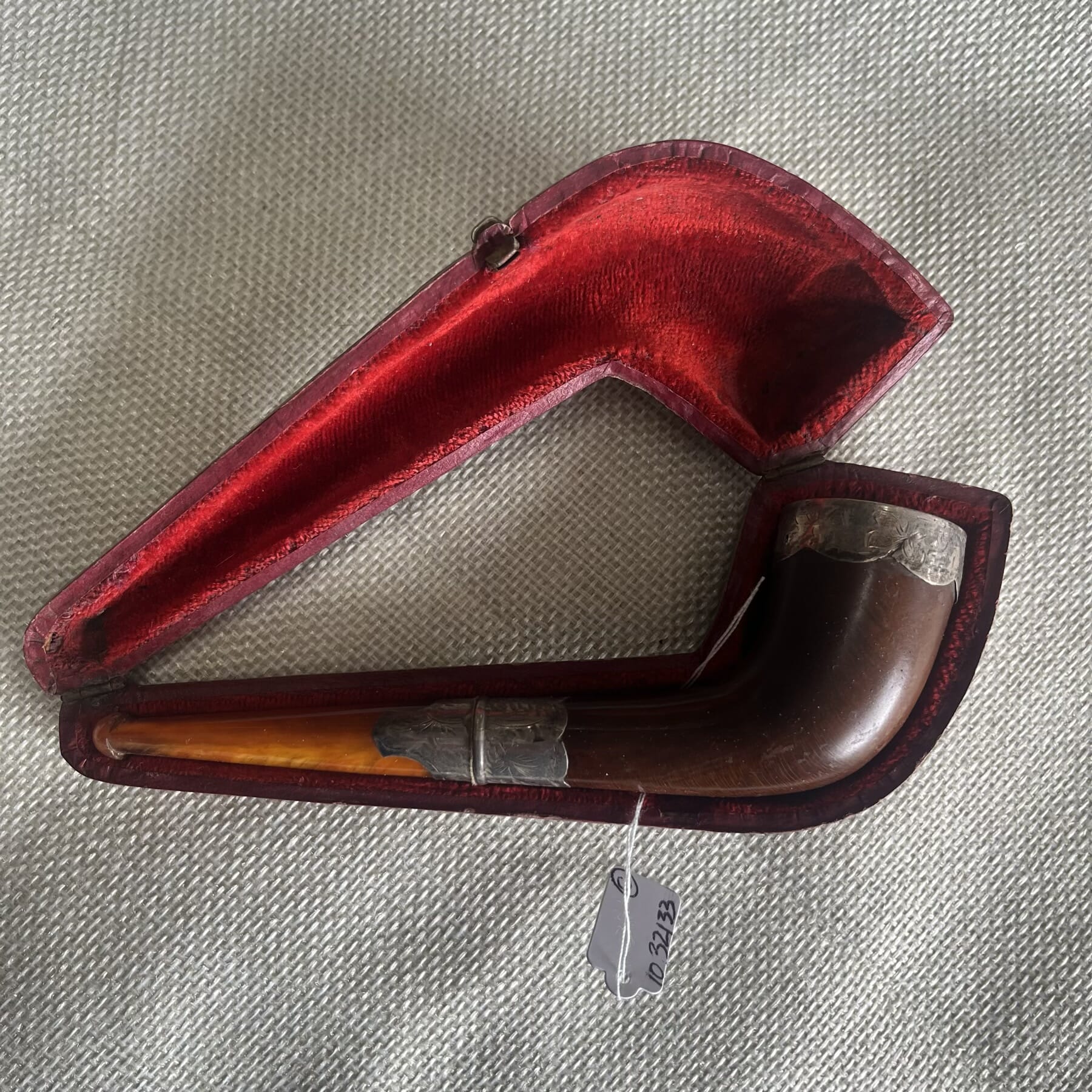 Carved pipe in case, sterling silver mount, Birmingham 1906