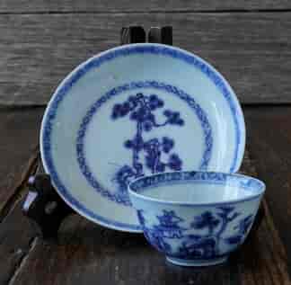 Chinese Export porcelain tea bowl & saucer, from the Nankin Cargo