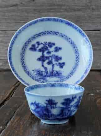 Chinese Export porcelain tea bowl & saucer, Nankin Cargo 1750