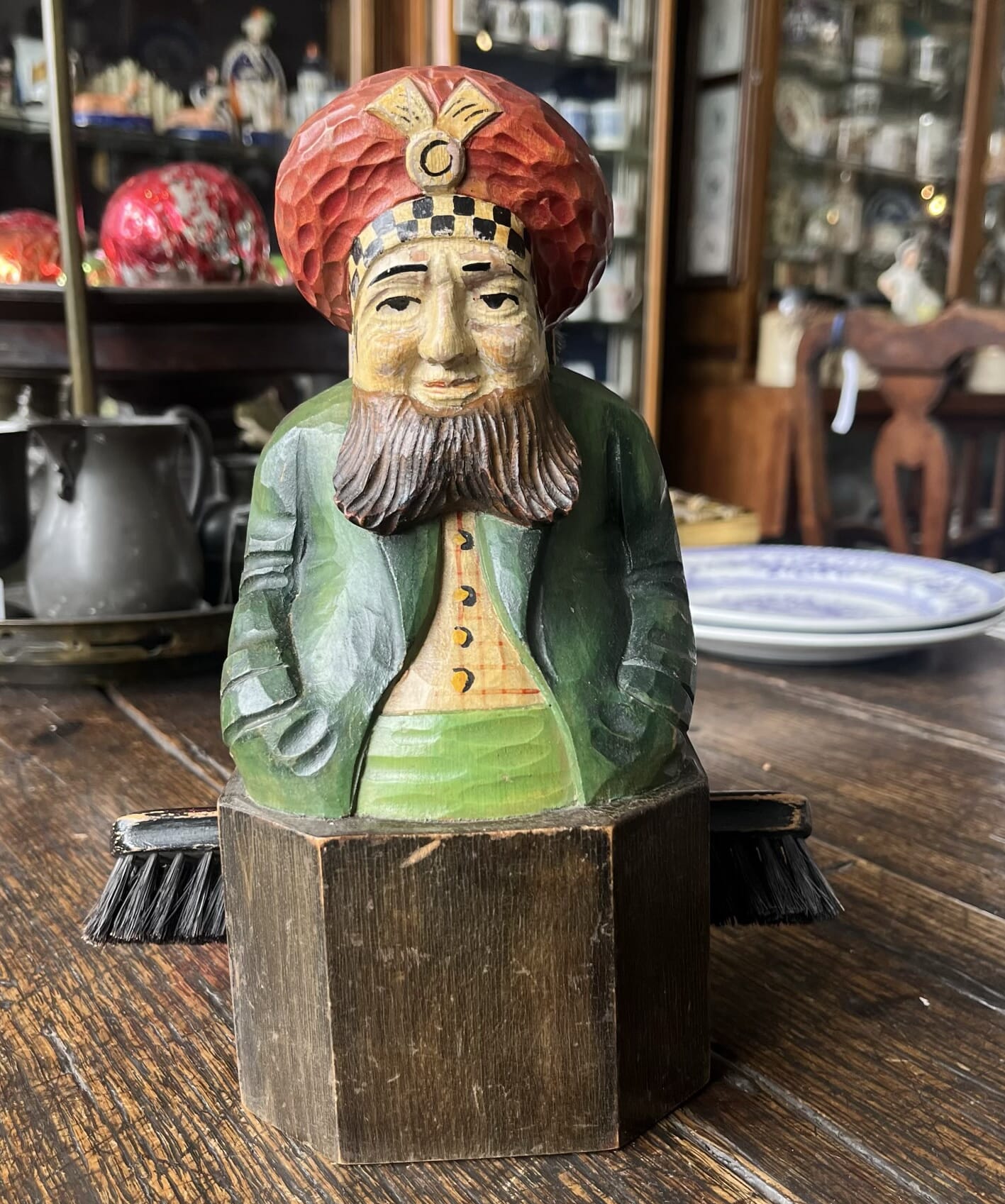 Wooden Carved The Scotsman Brush Holder C 1920 Moorabool Antique wooden-carved-the-scotsman-brush-holder-c-1920-moorabool-antique