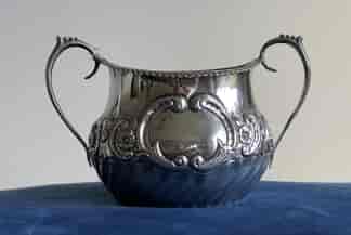 Late Victorian Sterling Silver sugar bowl, Birmingham 1900