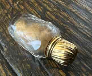 Very small French cut glass scent bottle with gold lid, c. 1780