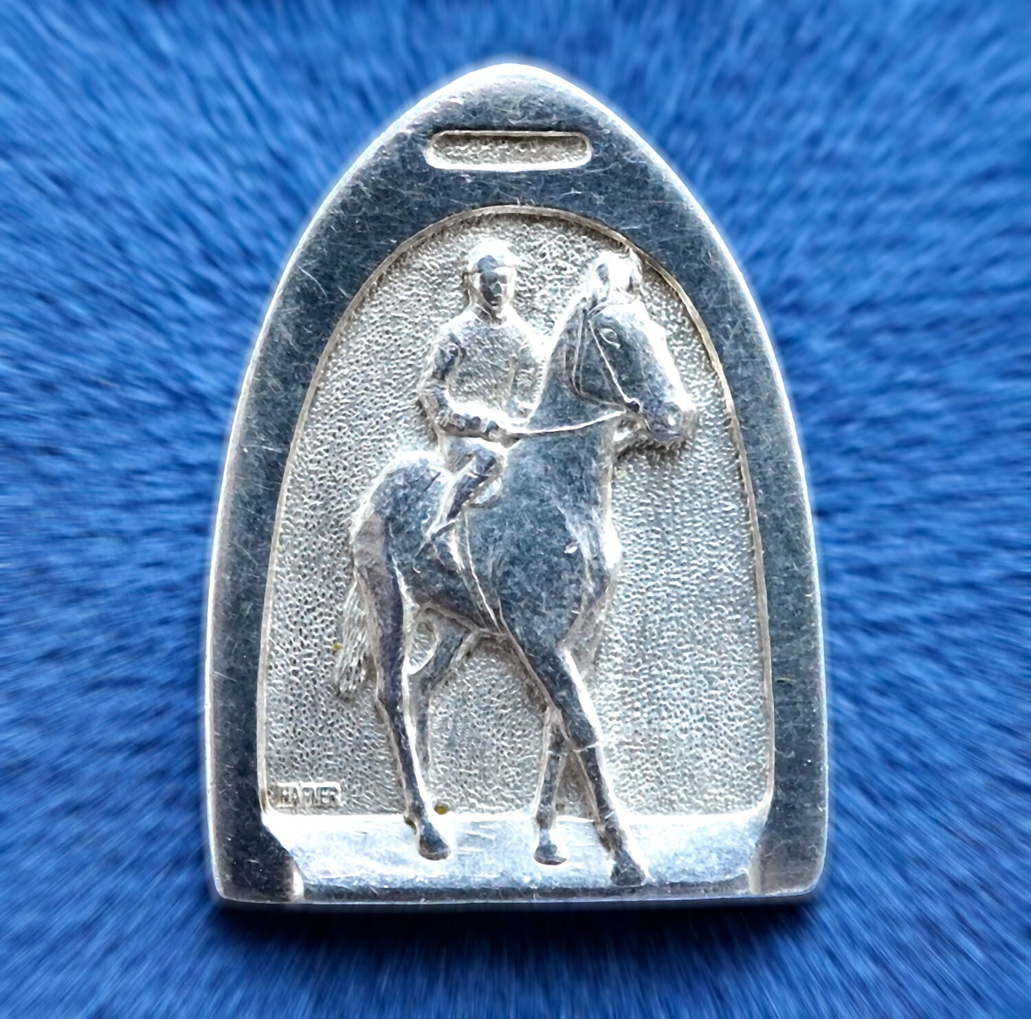 J.E.Pike-Phar Lap Medallion 1930 Melbourne Cup Sterling Silver