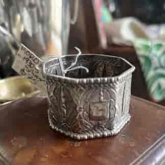 Moroccan .800 silver octagonal napkin ring, C.1930
