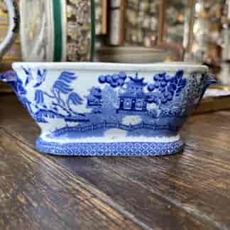 Small Staffordshire Pottery Willow Pattern tureen base, shell handles, c. 1850
