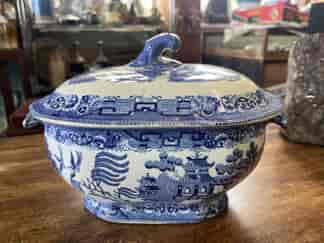 Staffordshire Pottery Willow Pattern tureen + cover, c. 1850