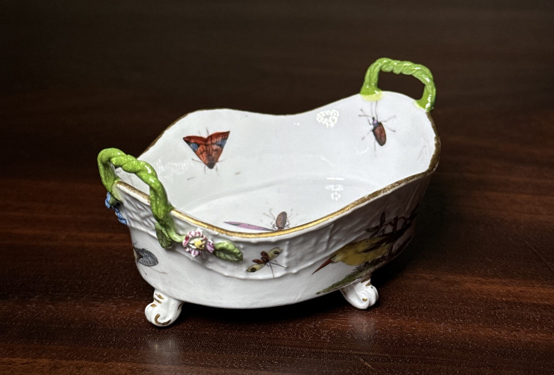 Meissen sweetmeat basket with birds, c. 1755