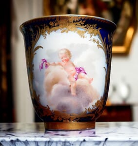 マイセン Meissen 1900-1910年頃 川辺の風景 ボンボニエル Rare Meissen beaker in the Sèvres style, by Johann Georg Loehnig