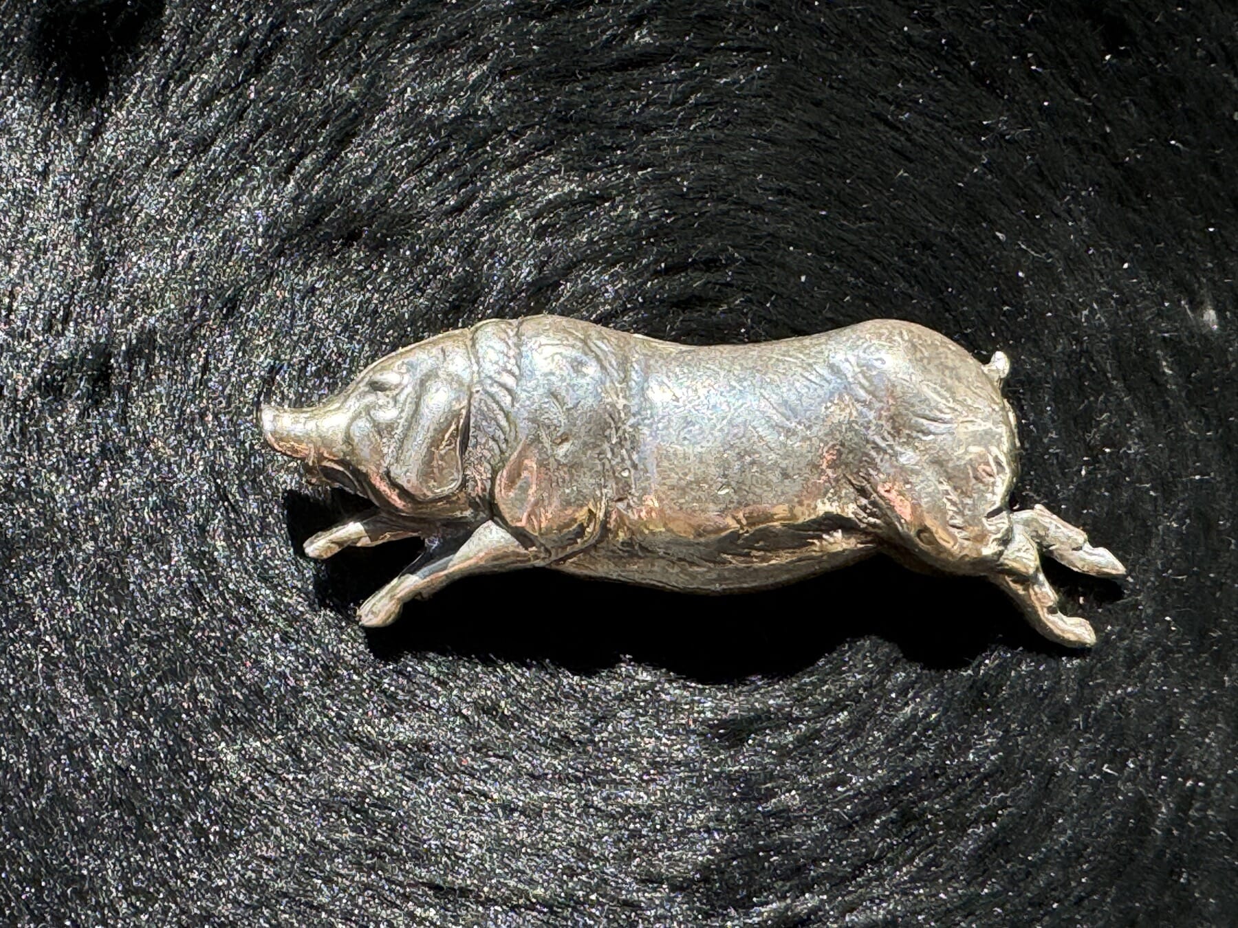 Sterling Silver brooch, running pig, 20th c.