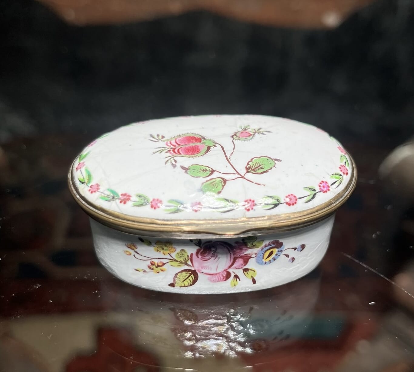 English enamel patch box, rose bud, c .1790