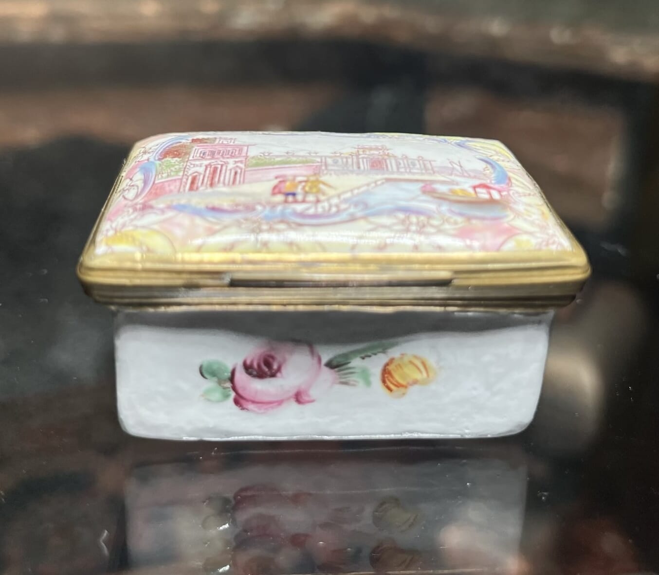 Birmingham enamel patch box, Venetian scene, c. 1760