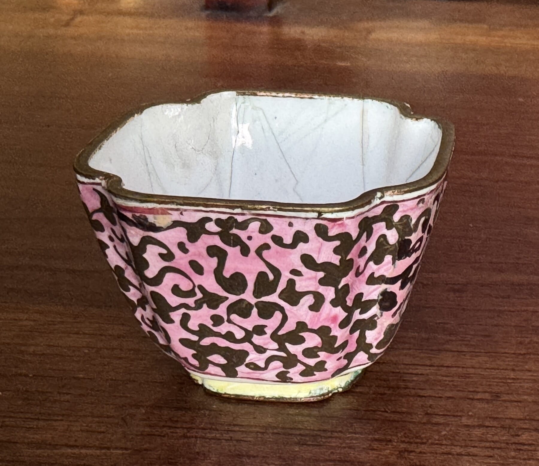 Chinese Cantonese Enamel cup, brocade pattern, 19th century